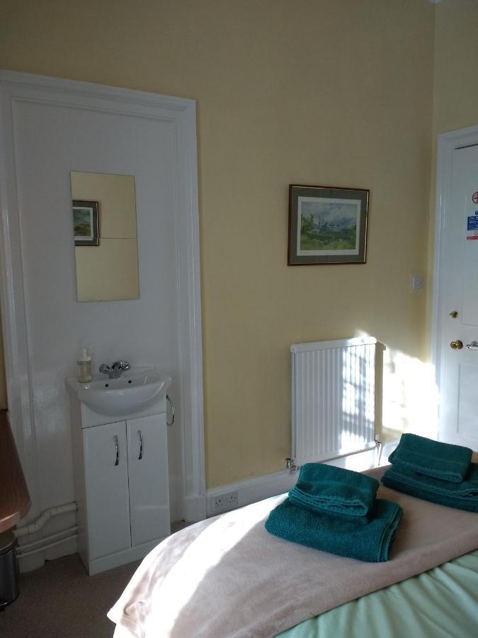 Lindores Guesthouse Peebles Esterno foto